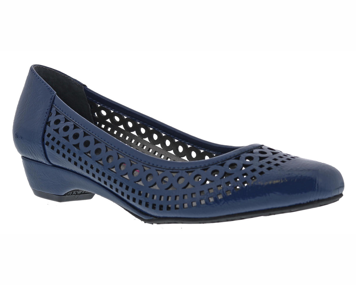#Color_Navy Crinkle Patent