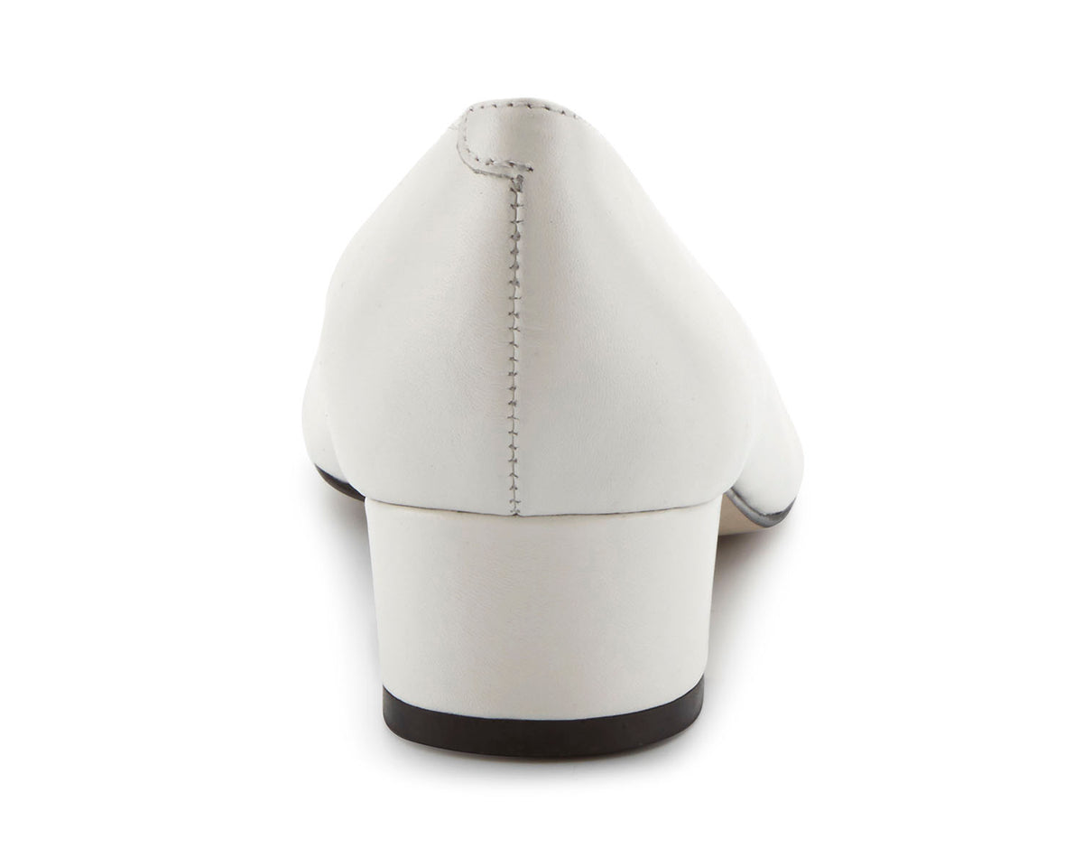 #Color_White Leather