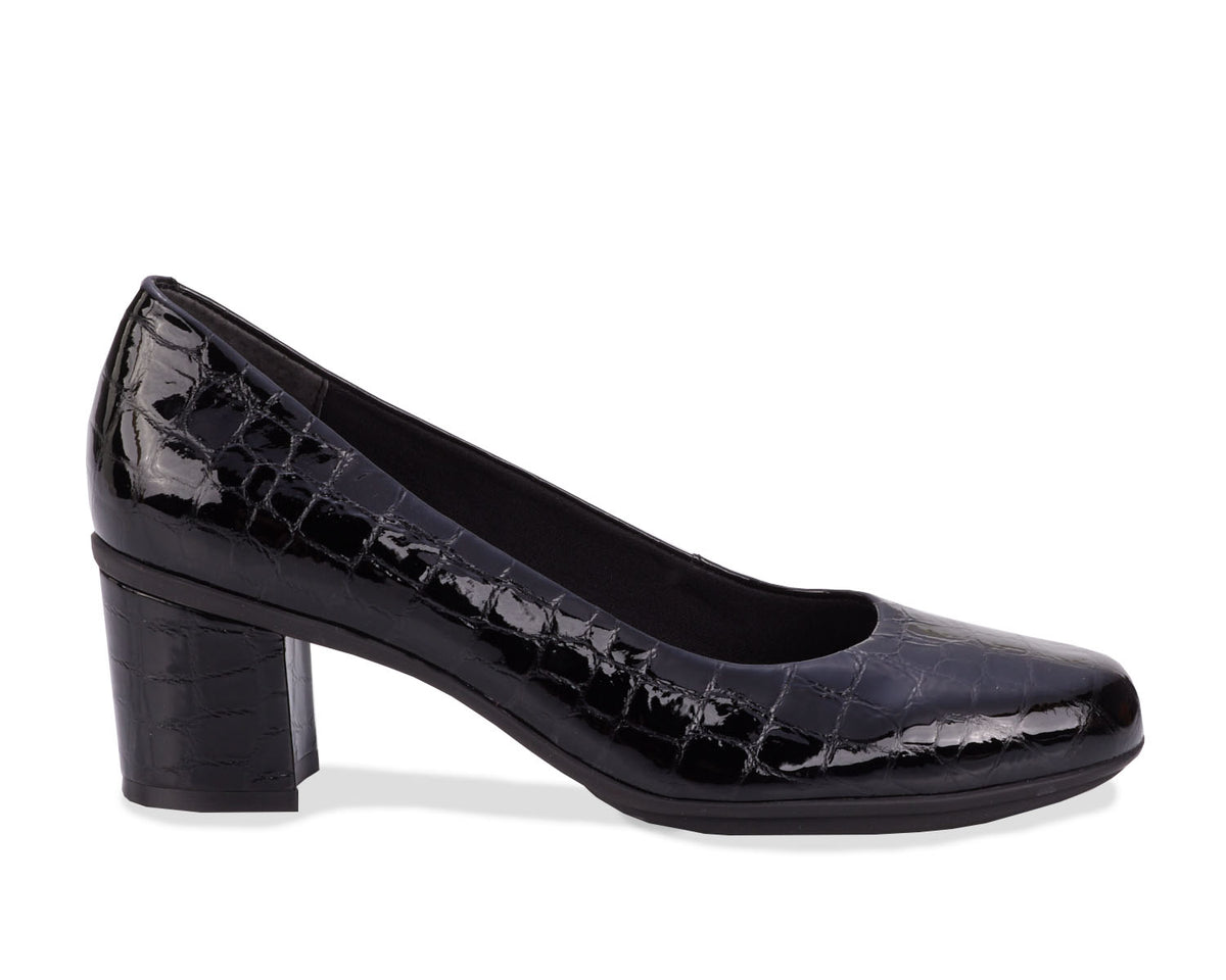 #Color_Black Croc Patent/Suede