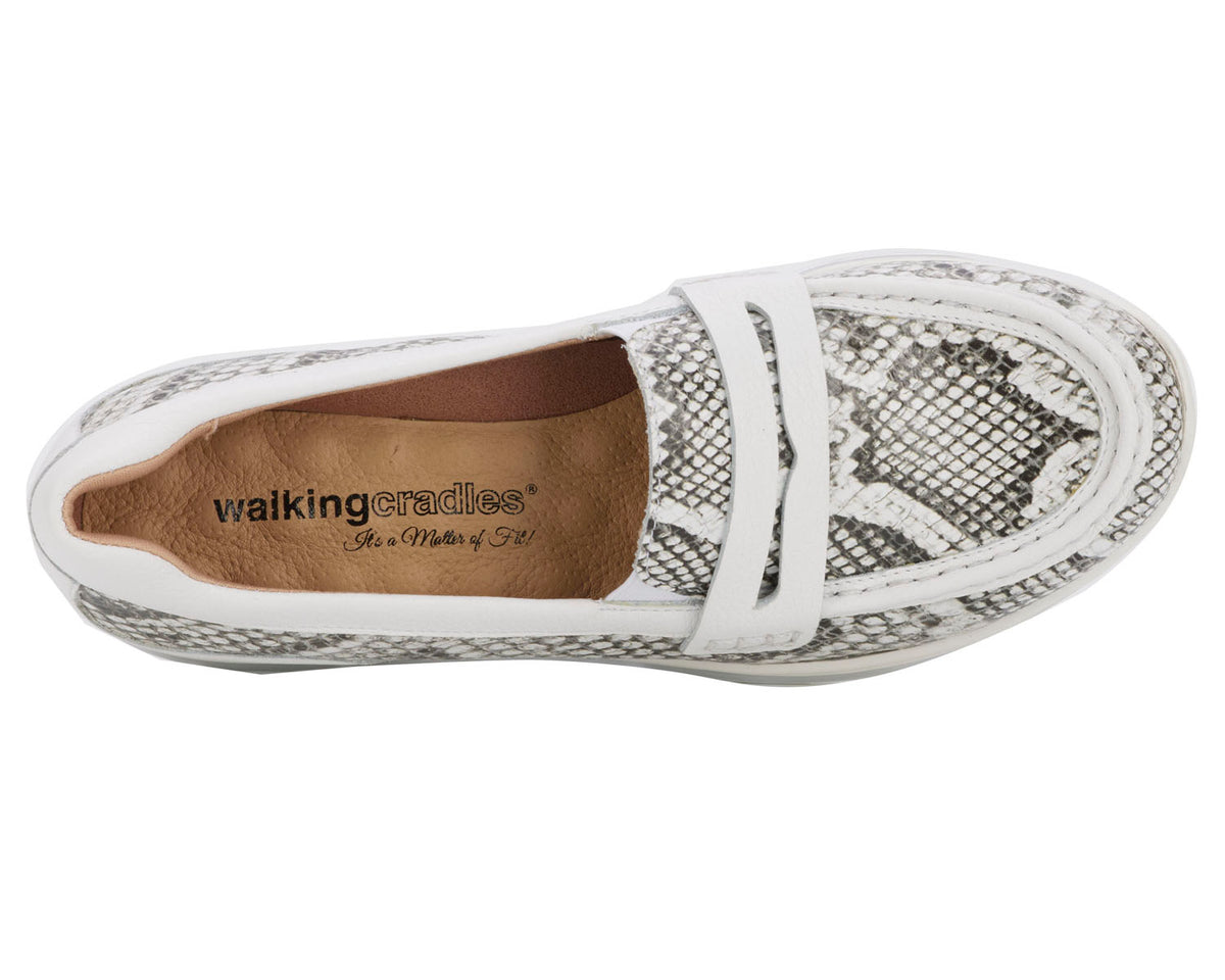 #Color_Black/White Snake Print