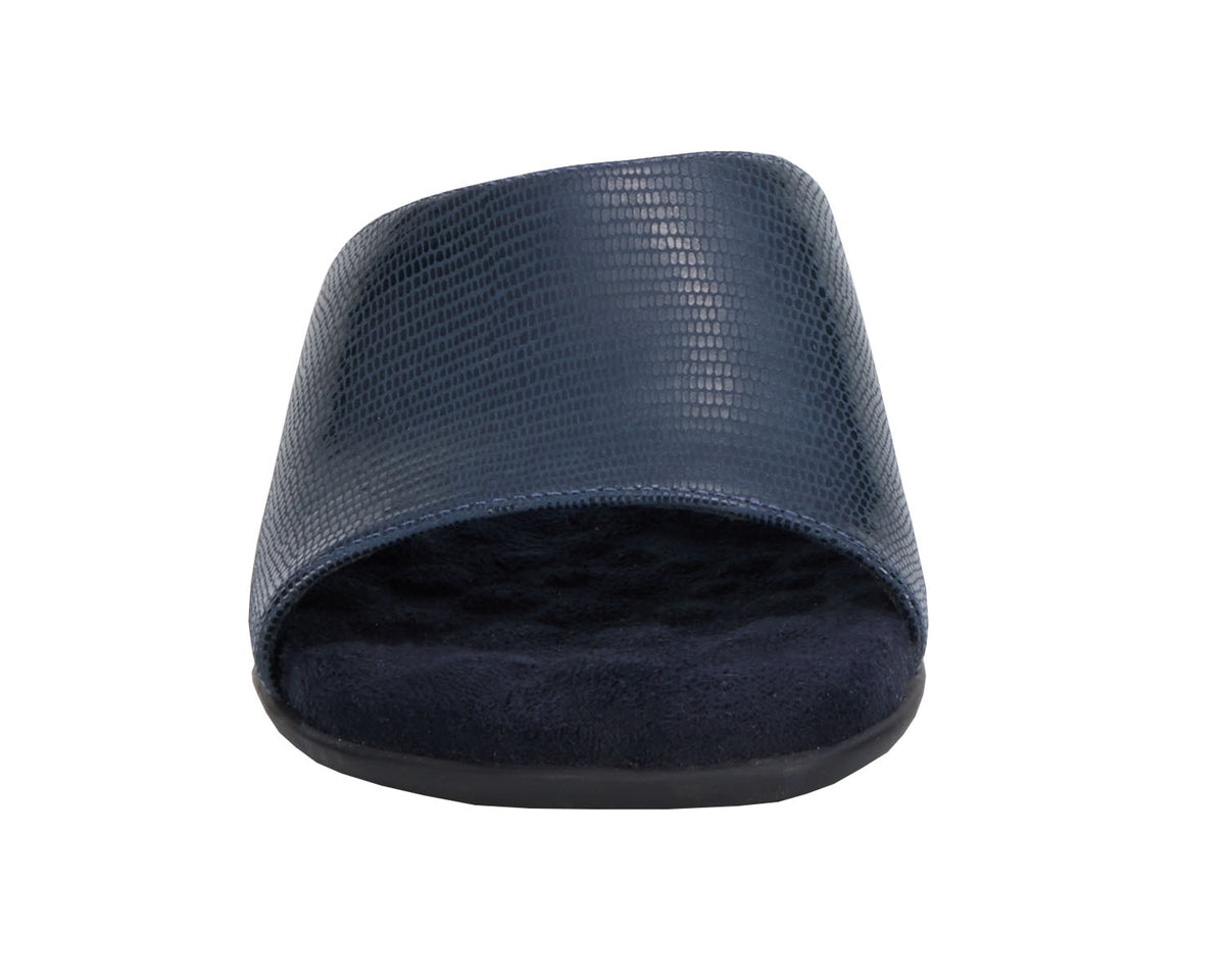 #Color_Navy Lizard Print Patent Leather